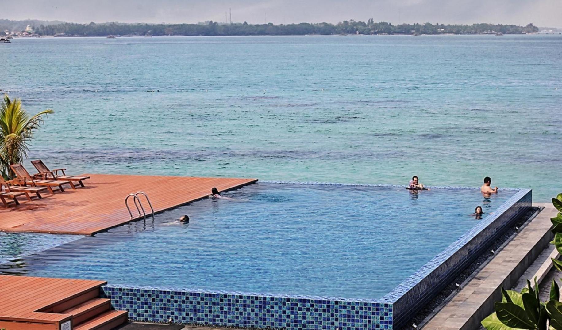 Archipelago Carita Sukarame Exterior photo