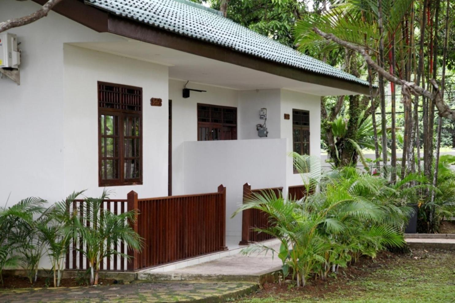 Archipelago Carita Sukarame Exterior photo