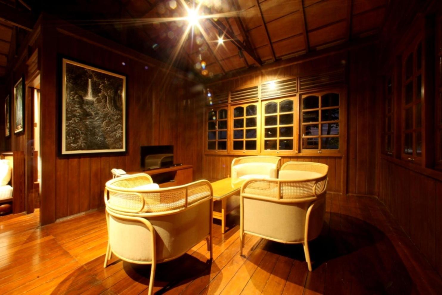 Archipelago Carita Sukarame Exterior photo